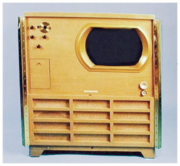 1949 TV set used to receive operation picture